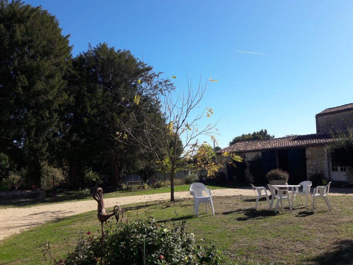 Le Logis Du Plessis Chaniers Exterior foto
