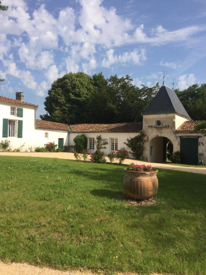 Le Logis Du Plessis Chaniers Exterior foto