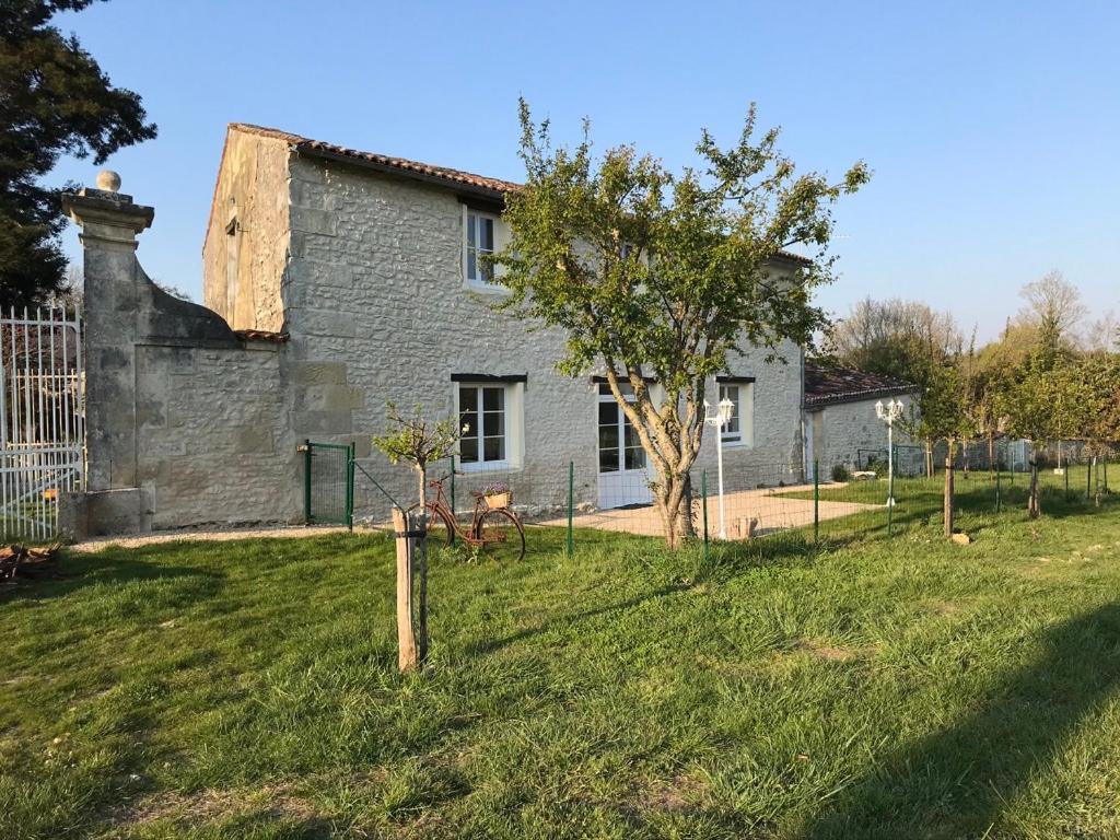Le Logis Du Plessis Chaniers Exterior foto